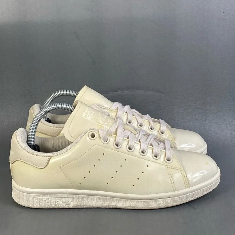 Adidas Stan Smithleather glossy sneaker shoes womens size  7